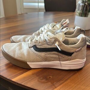 Vans Ultrarange Pro SuedeTan and Black